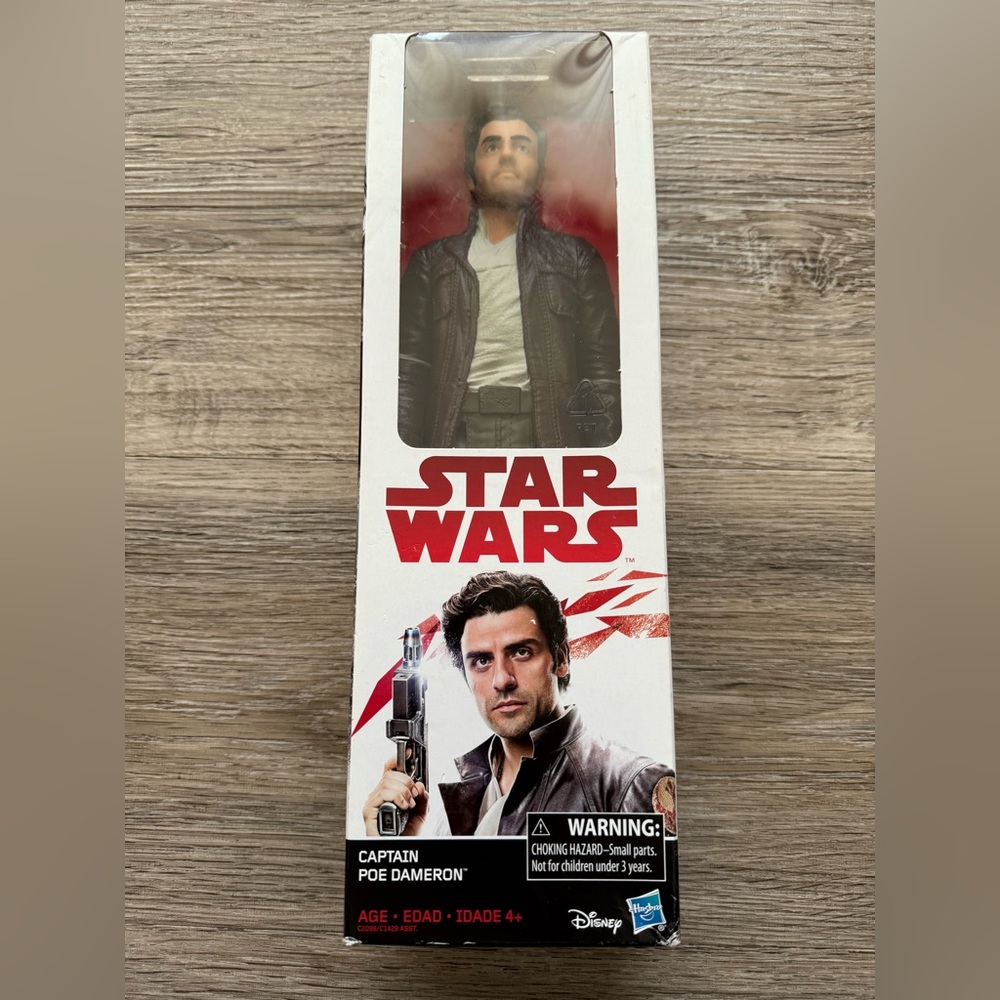 Star Wars 2017 Captain Poe Dameron Action Figure